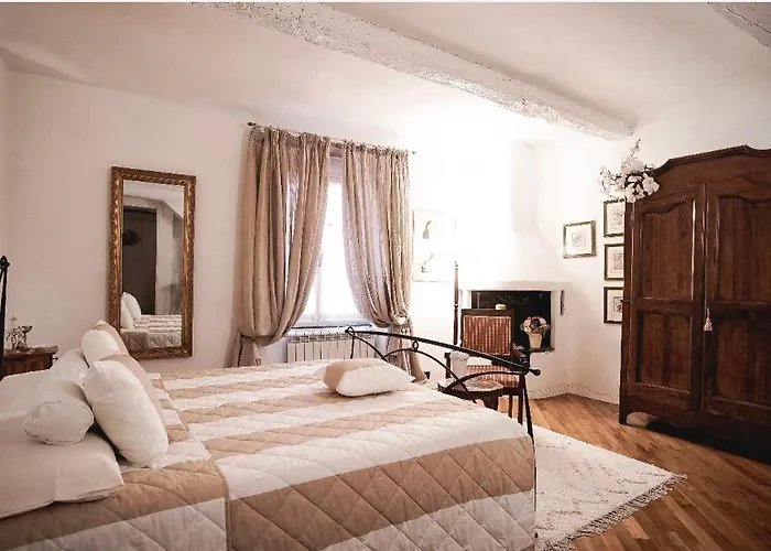 Cinzia 3*
