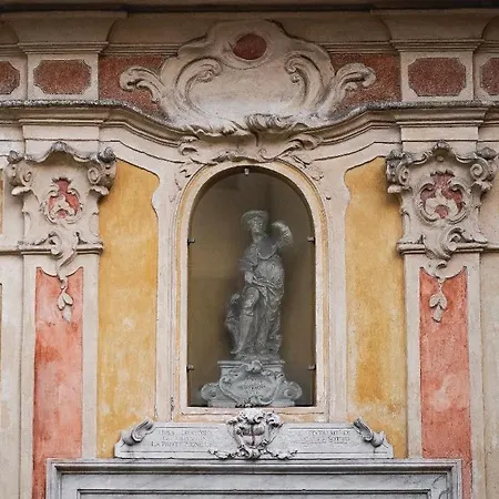 Cinzia 3*